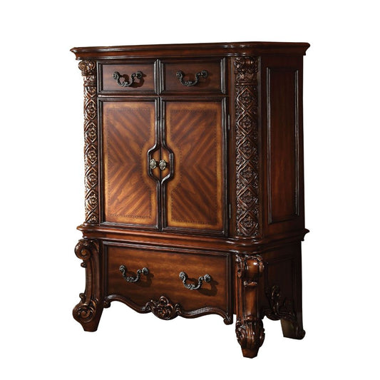 Vendome Chest