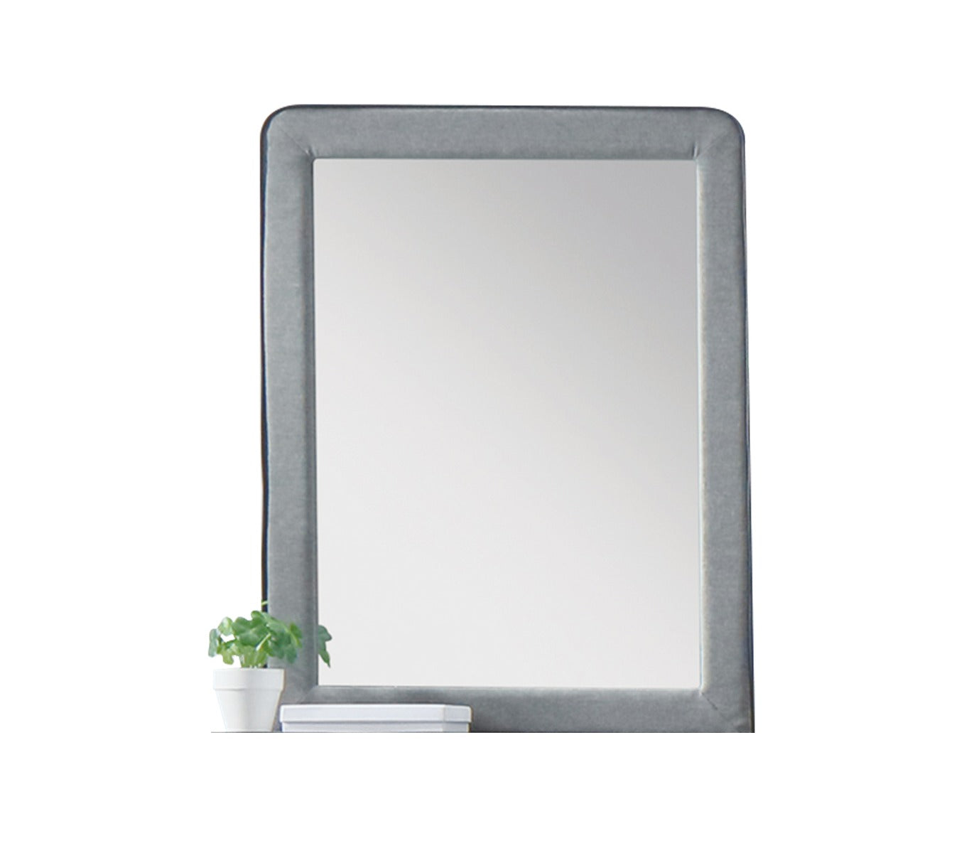 Valda Mirror