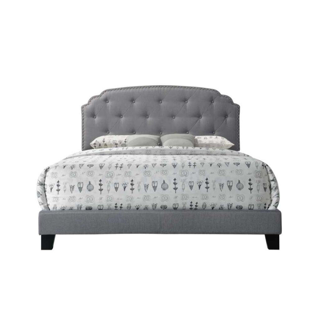 Tradilla Queen Bed