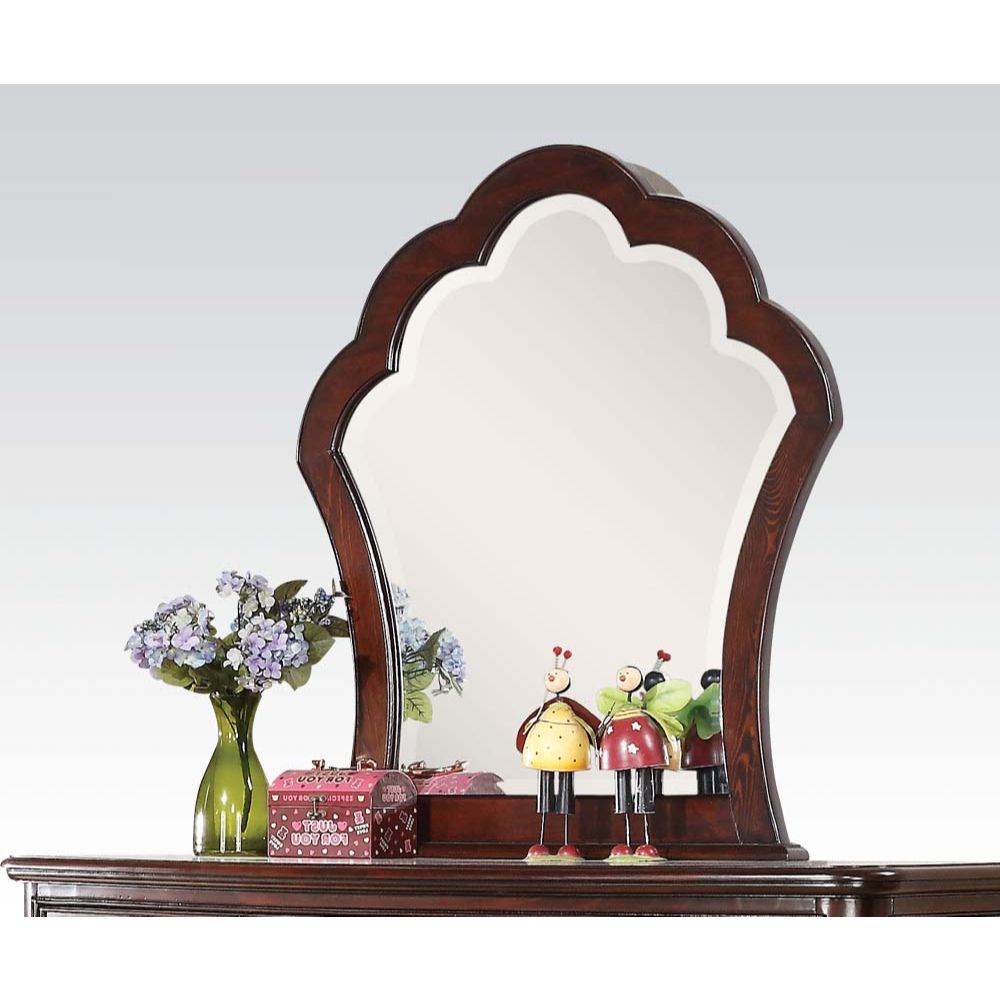 Cecilie Mirror