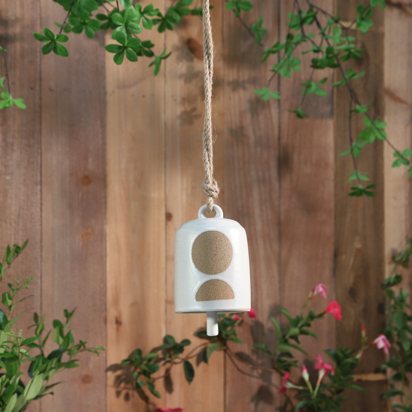 Cer, 4" Hanging Bell Circles, White/beige