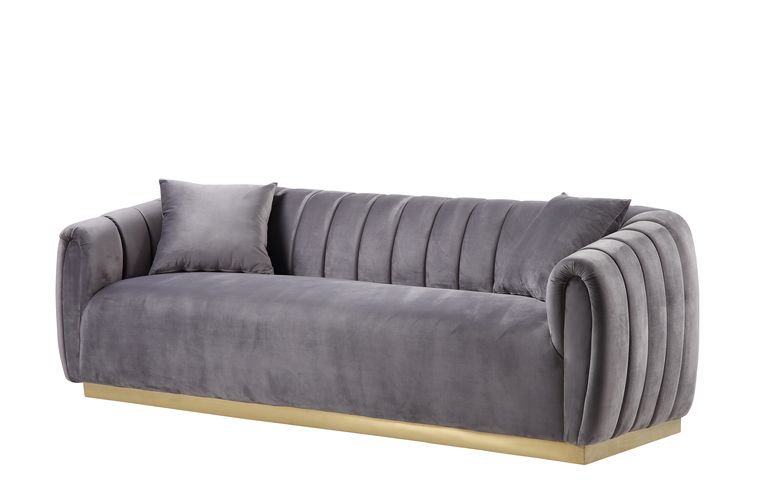 Elchanon Sofa W/2 Pillows