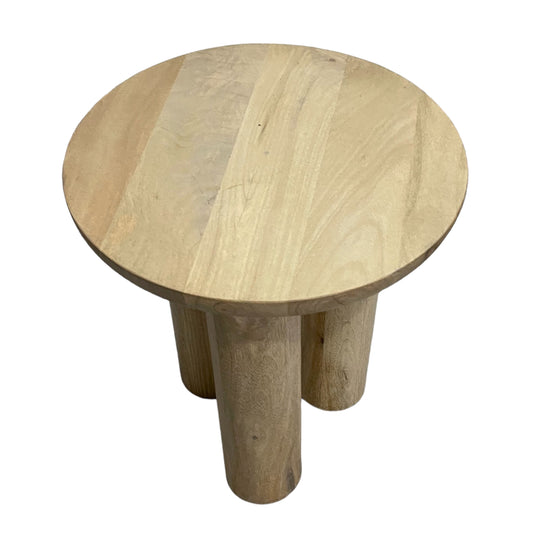 18" Round 3-leg Accent Table, Natural