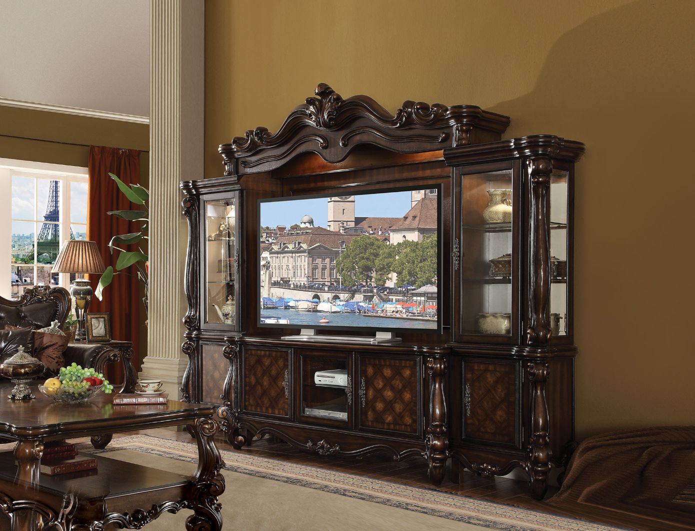 Versailles Entertainment Center