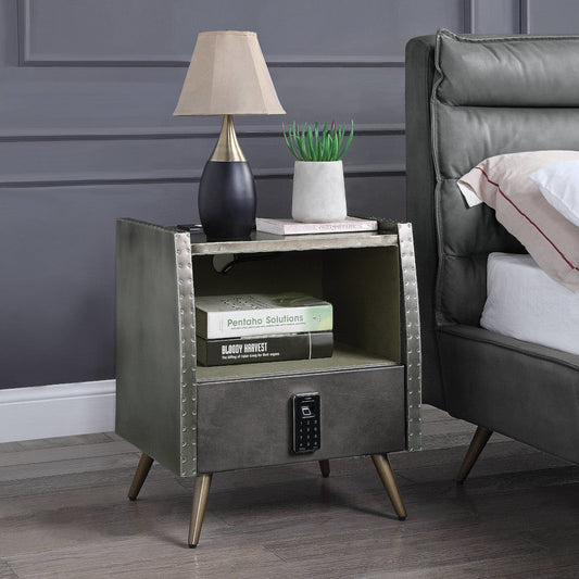 Doris Nightstand